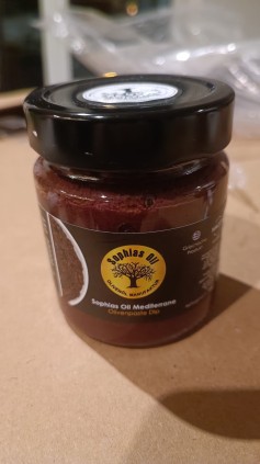 Olivenprodukte Dunkle Olivenpaste im Glas Dunkle Olivenpaste im Glas